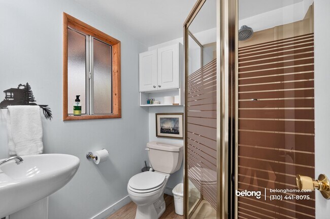 Foto del edificio - 1295 Balsam Dr