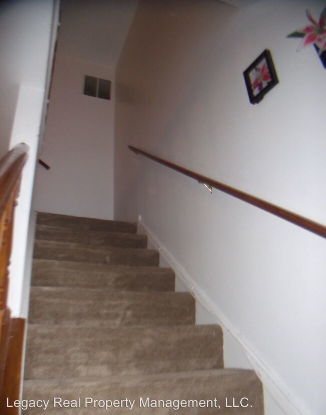 Building Photo - 1848 Cedarwood Ct