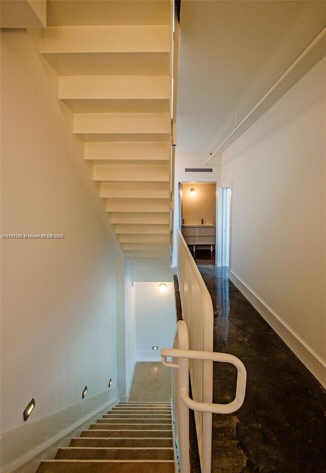 Foto del edificio - 3180 SW 22nd Ter  TLL3 Miami Fl 33145