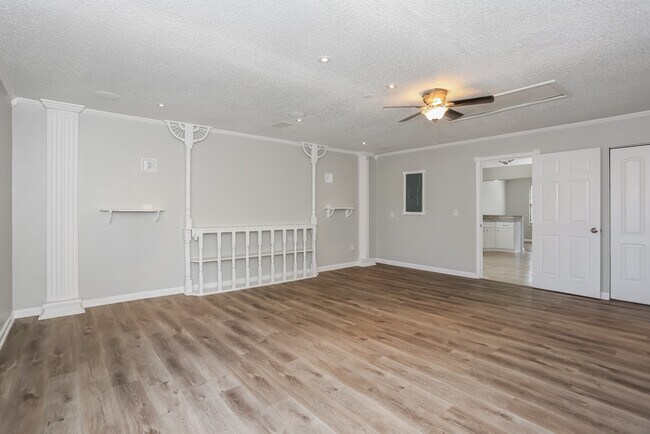 Foto del edificio - 2640 Sam Hardwick Blvd