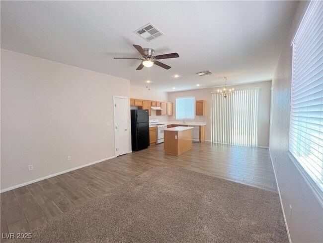 Building Photo - 5366 S Conquistador St