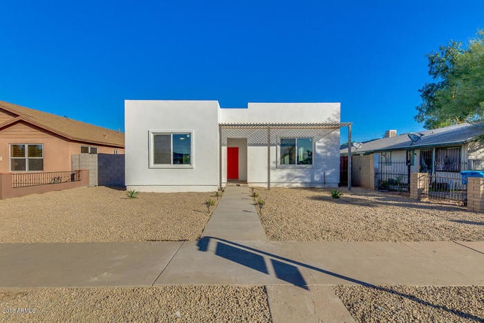 Primary Photo - 1142 E Fillmore St