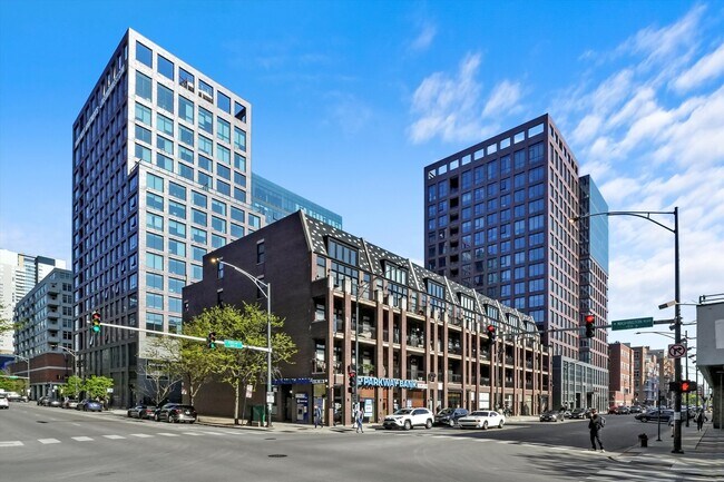 Building Photo - 39 N Morgan St
