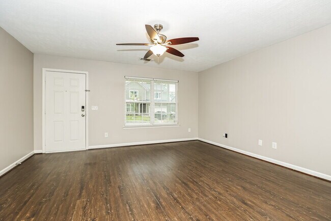 Foto del edificio - 9244 Thomason Trail