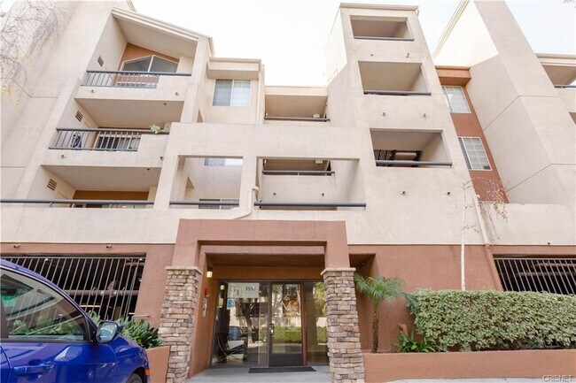 Foto del edificio - 5530 Owensmouth Ave