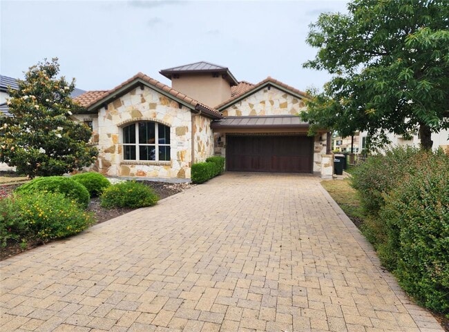Building Photo - 136 Limestone Dr