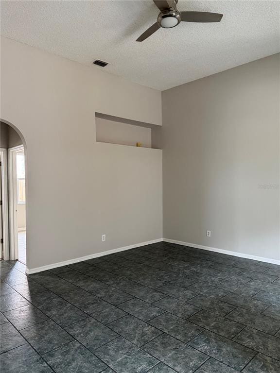 Building Photo - 919 Grand Canyon Dr