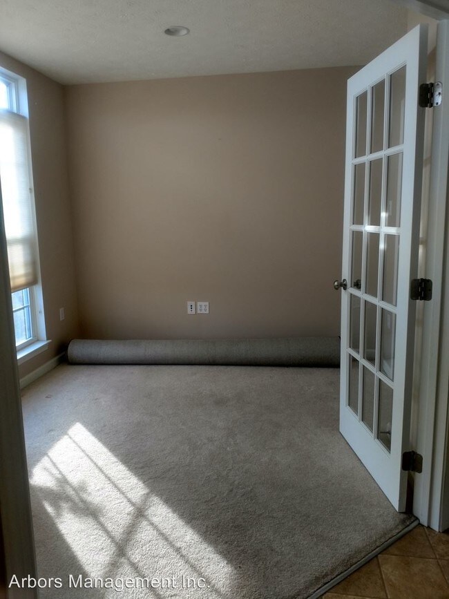 Building Photo - 2 br, 2.5 bath House - 3009 VILLAGE RUN ROAD