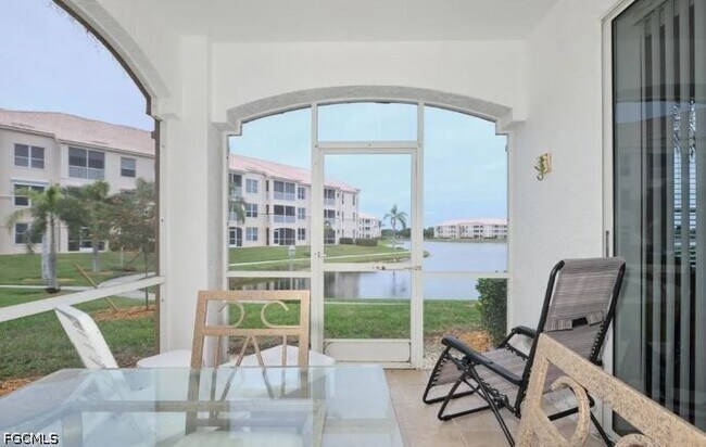 Foto del edificio - 9140 Southmont Cove