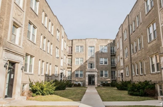 Building Photo - 5103 N Winchester Ave