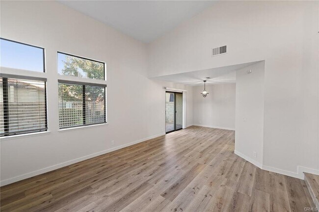 Foto del edificio - 33666 Surfside Drive, Dana Point, CA 92629...