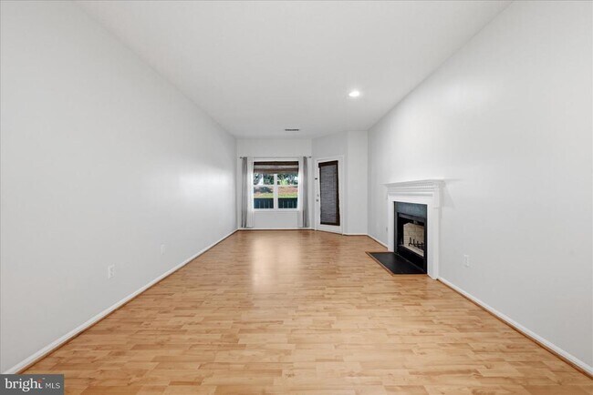 Foto del edificio - 14316 Climbing Rose Way