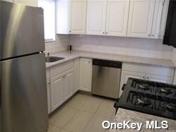 Building Photo - 2119 E 68 St