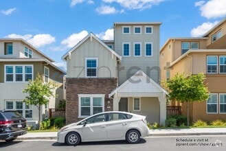 Building Photo - 4330 Trolan Ln