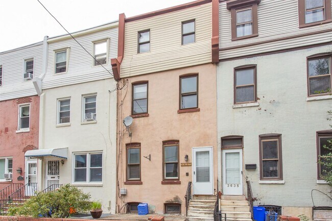 Building Photo - 5 br, 2 bath House - 3637 WARREN ST