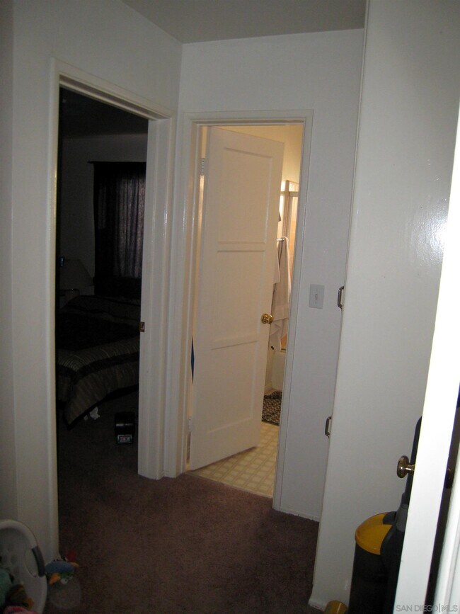 Foto del edificio - 3962 Dove St