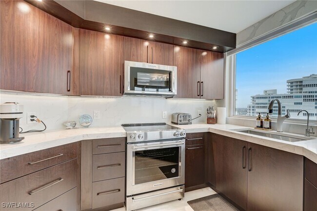 Foto del edificio - 4251 Gulf Shore Blvd N