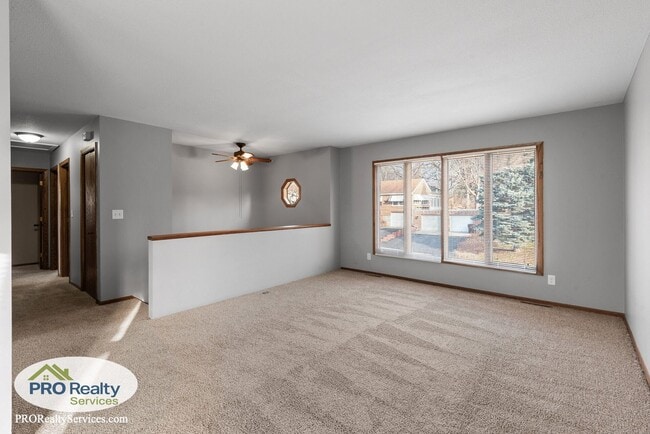 Foto del edificio - 3 Bedroom House in Oakdale