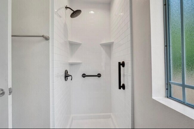 Foto del edificio - 112 North St