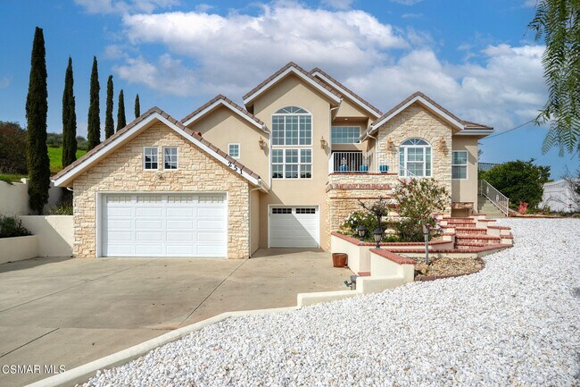 Building Photo - 251 S Skyline Dr