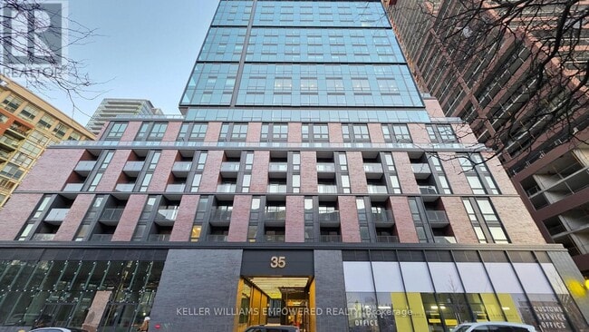 Building Photo - 35 Parliament St