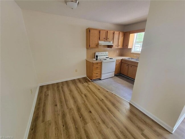 Building Photo - 3985 NC-268