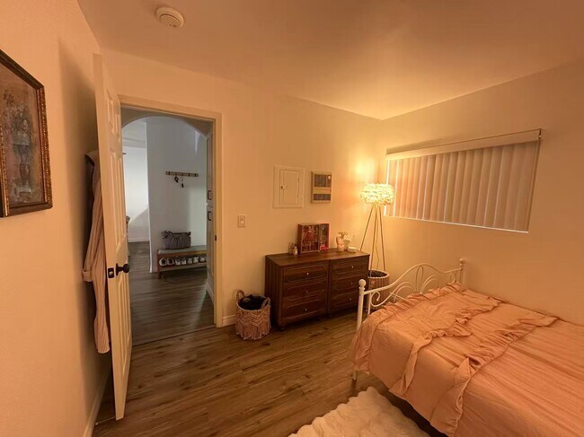 Foto del edificio - 4540 60th St