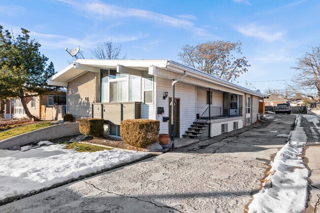 Building Photo - 1431 e 3000 s