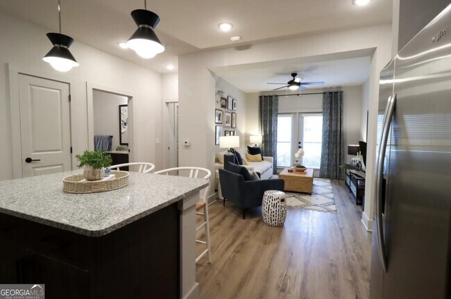 Foto del edificio - 300 Hwy 81