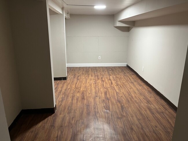 Dormitorio - 3617 Sharon Ave