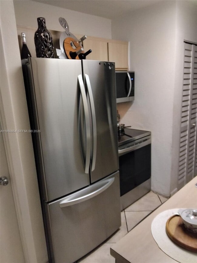 Building Photo - 18318 NW 68th Ave