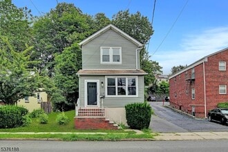 Building Photo - 138 Bloomfield Ave