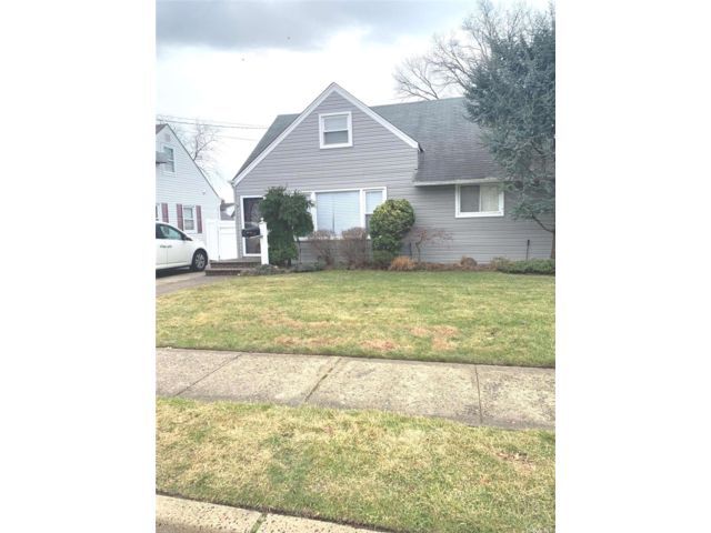 Primary Photo - 2111 Beech St