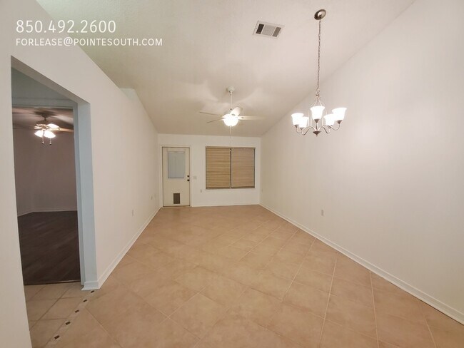 Foto del edificio - 2527 Trailwood Dr