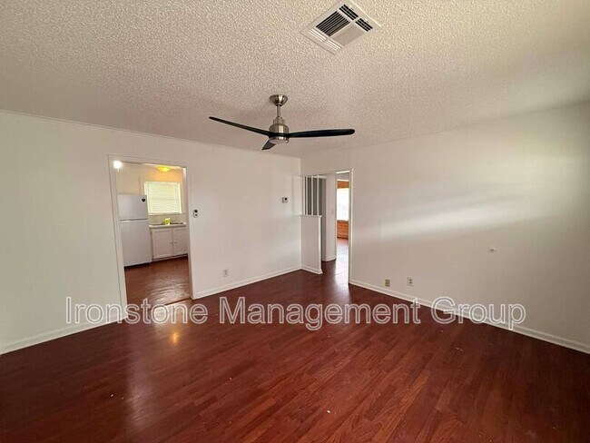 Foto del edificio - 3503 W 43rd St