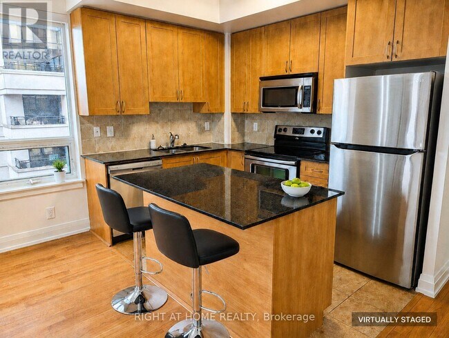 Photo du bâtiment - 1060 Sheppard Ave W