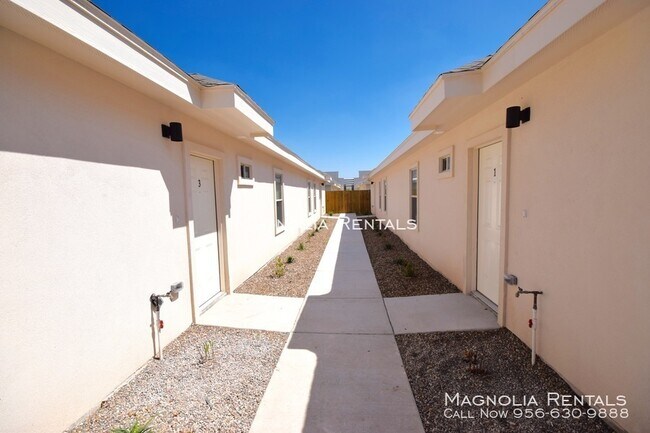 Building Photo - Reserve at Canton Apartments