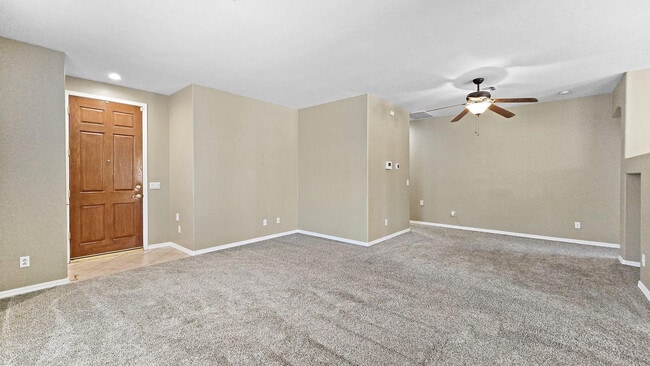 Building Photo - 14488 W Weldon Ave