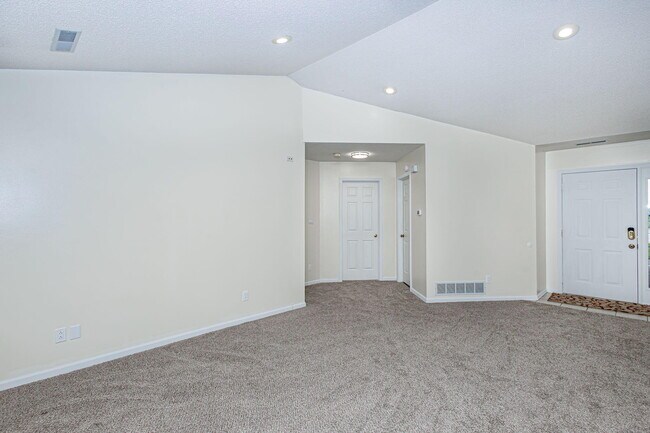 Foto del edificio - 3804 Larkspur Ct