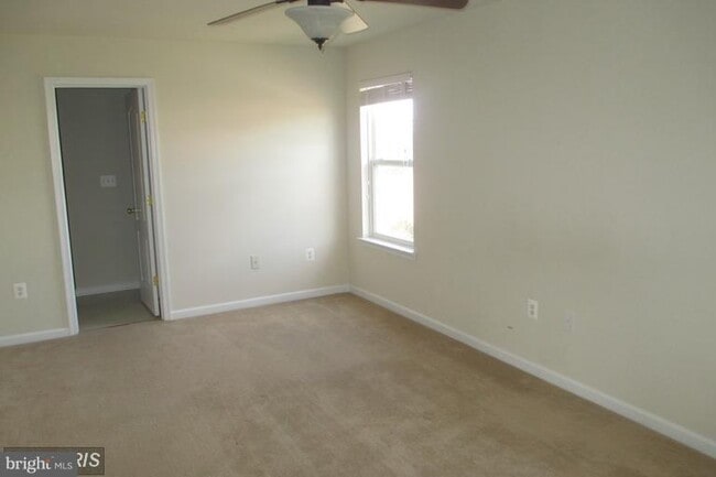 Building Photo - 509 Garden Gate Dr