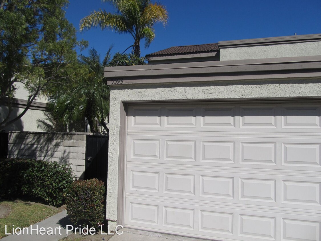 Primary Photo - 3 br, 2.5 bath House - 5593 Vista Del Rio