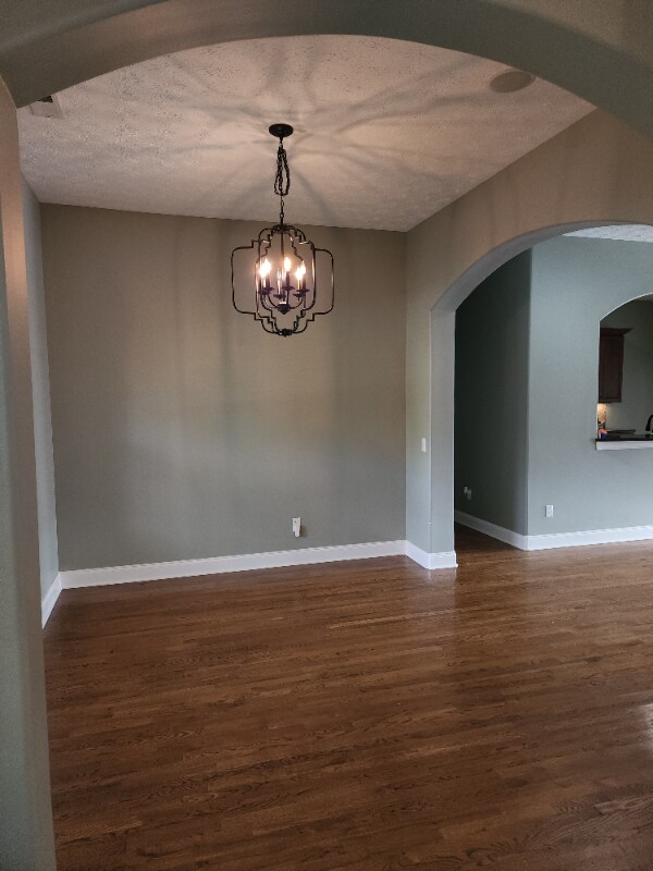 Building Photo - 2607 Avondale Dr