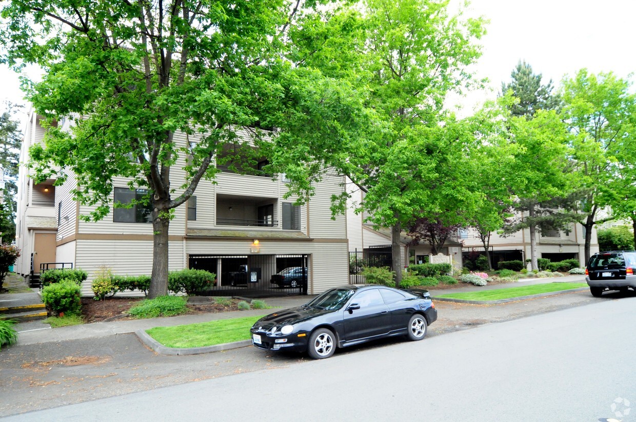 Building Photo - Boardwalk Apartments