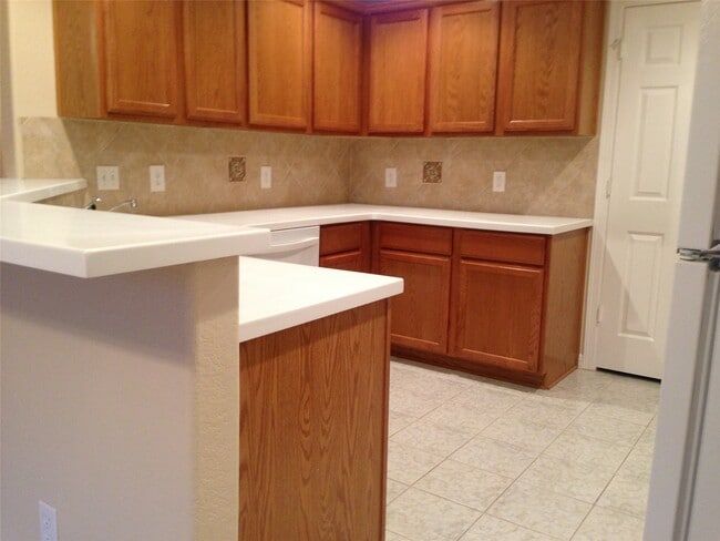 Building Photo - 9110 Prairie Trails Dr
