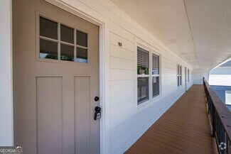 Building Photo - 220 Alcovy St