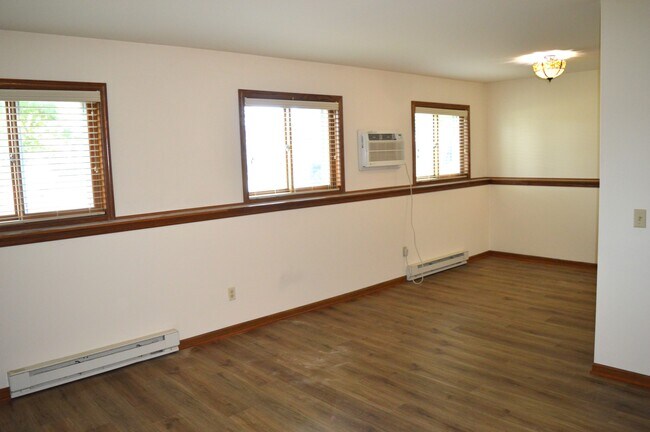 Foto del edificio - 548 Seminole Way