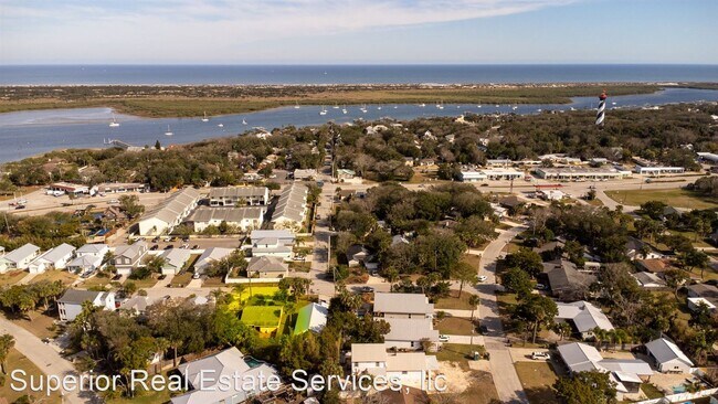 Foto del edificio - 2 br, 1 bath House - 29 S Comares Ave.