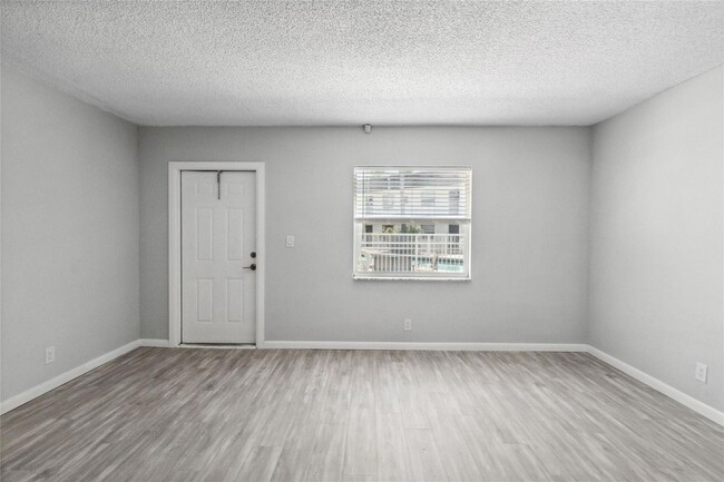Foto del edificio - 1470 N Dixie Hwy