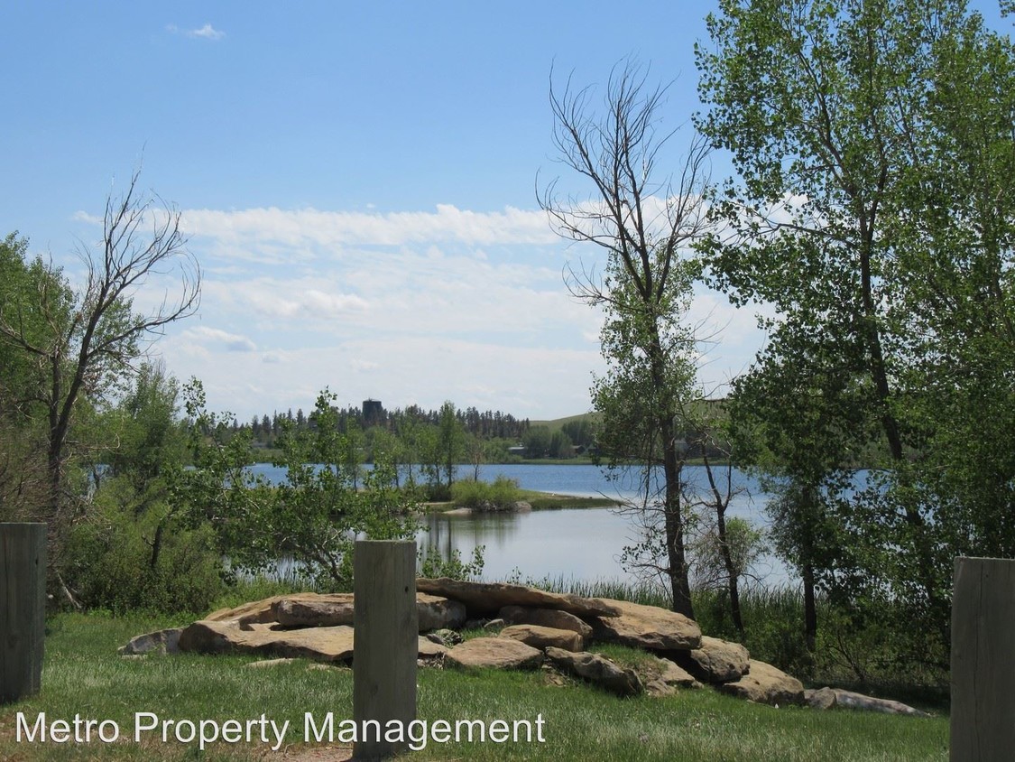 Foto principal - 3 br, 2 bath Apartment - 6600 Browning