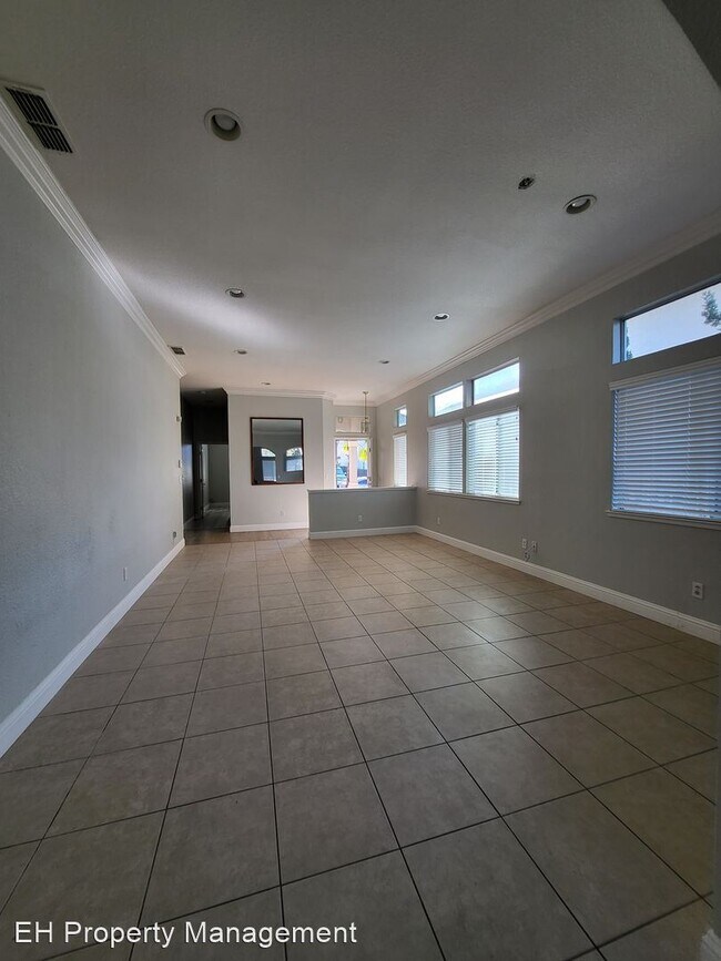 Foto del edificio - 4 br, 2 bath House - 2417 Dinwiddie Way